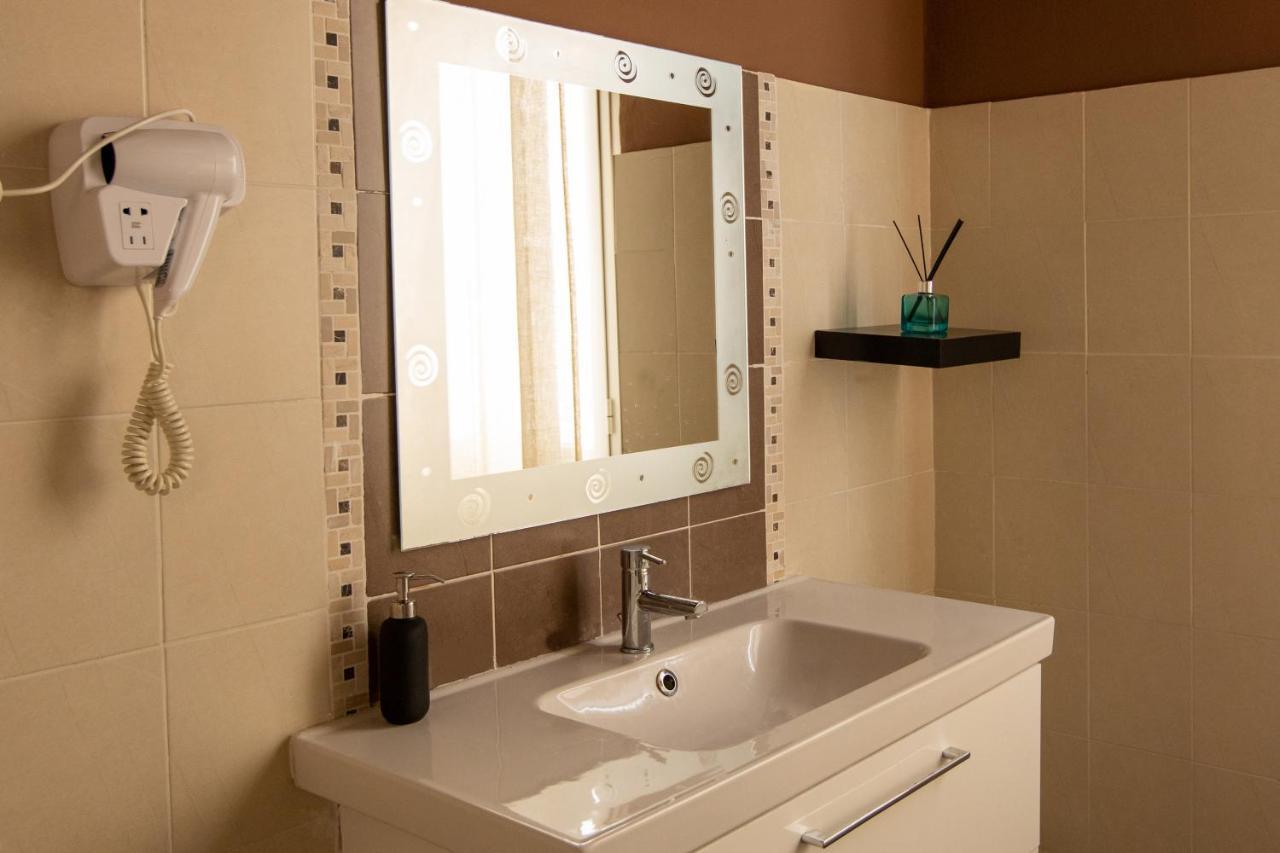 Granello Suite Central Genua Exteriör bild